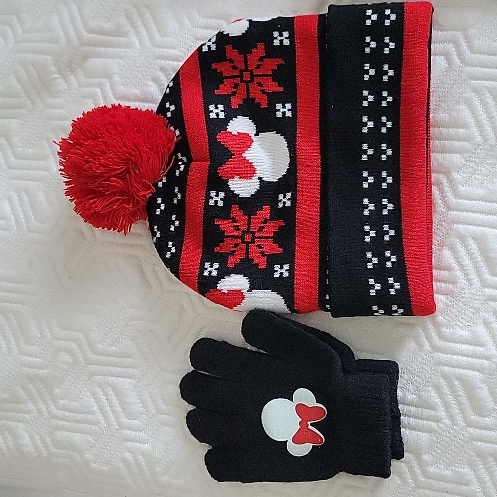 Disney Minnie Mouse Girls Beanie and Glove set
